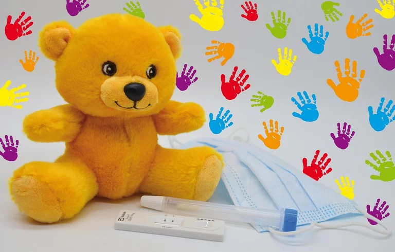 Bild: Teddybär
(„von neelam279 über pixabay.de“)
Dr. med. Jean Tsokas
Facharzt für Kinder- & Jugendchirurgie